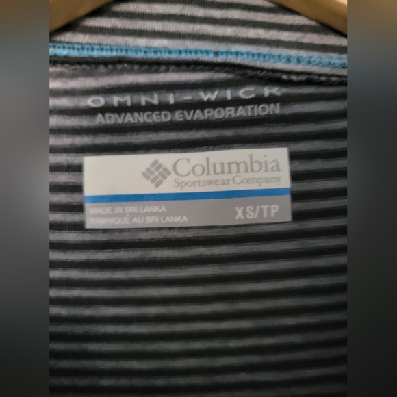 Columbia Black and Gray Striped Quarter Zip Long Sleeve Shirt - Size XS - NWOT - Picture 5 of 7